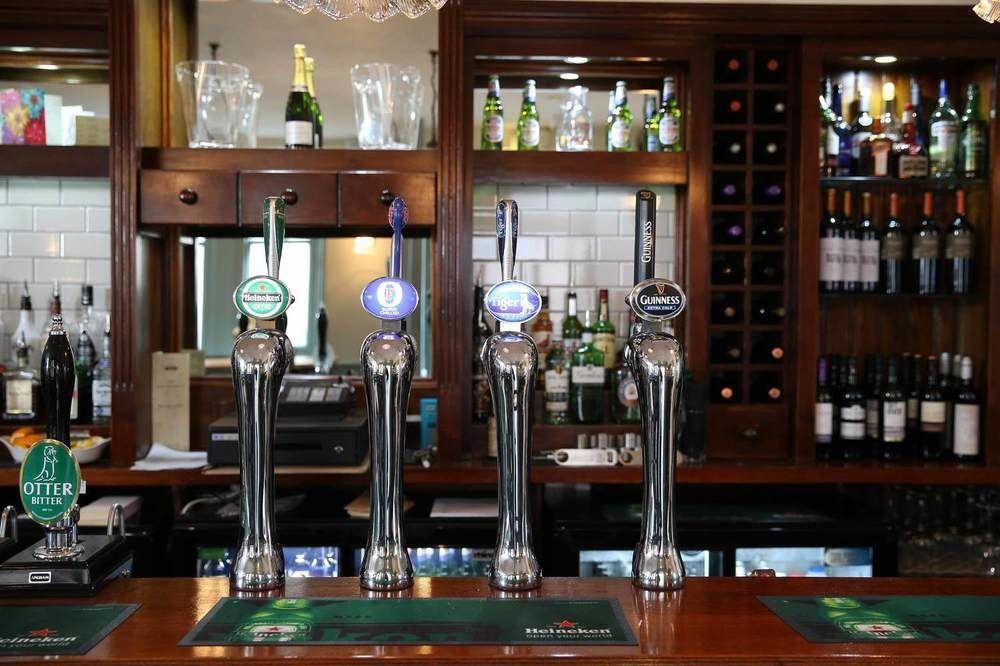 King William IV Hotel Totnes Bagian luar foto
